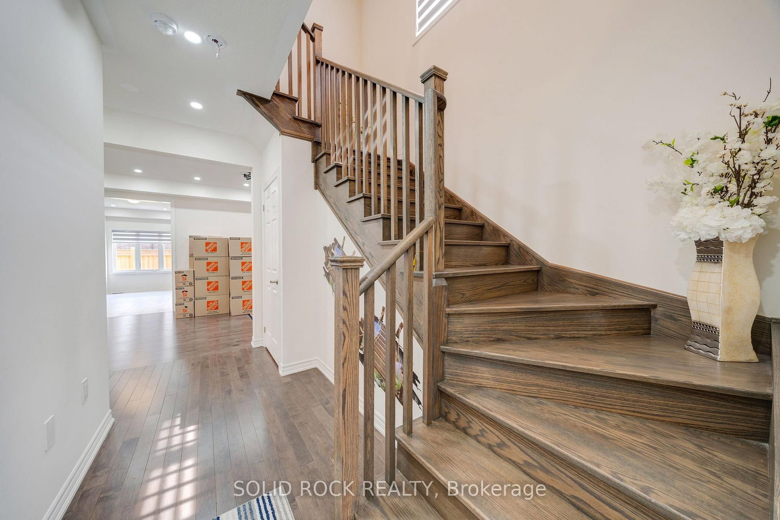 225 Fleetwood Drive • Oshawa, ON photo 12
