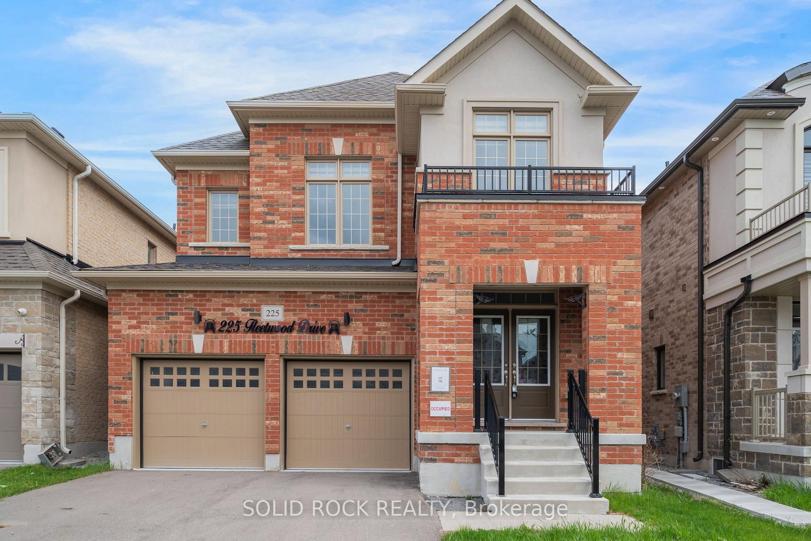 225 Fleetwood Drive • Oshawa, ON photo 2