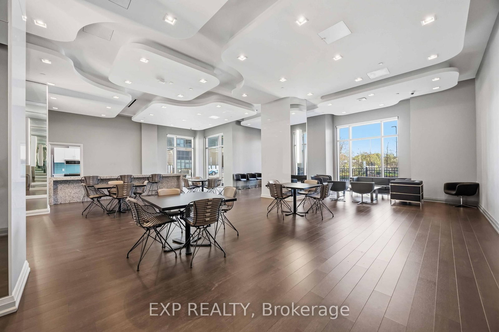 20 Meadowglen Place, Unit 2710 - Photo 15