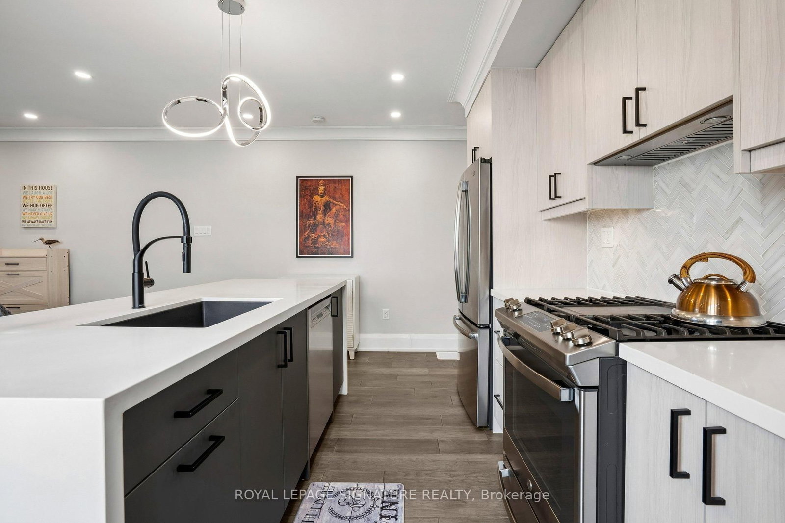 972 Cosburn Avenue • Toronto, ON photo 16