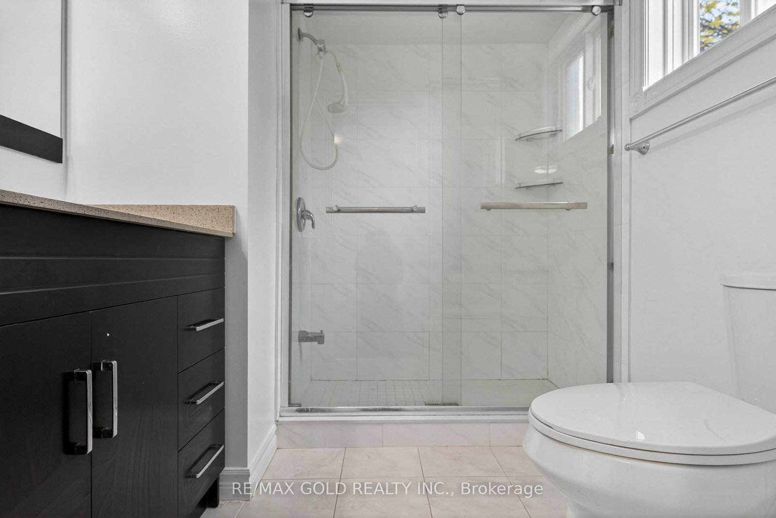 43 Saintsbury Square - Photo 24