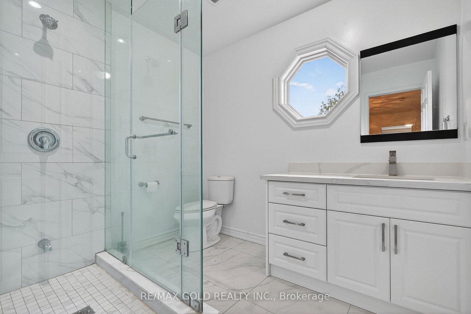 43 Saintsbury Square - Photo 30