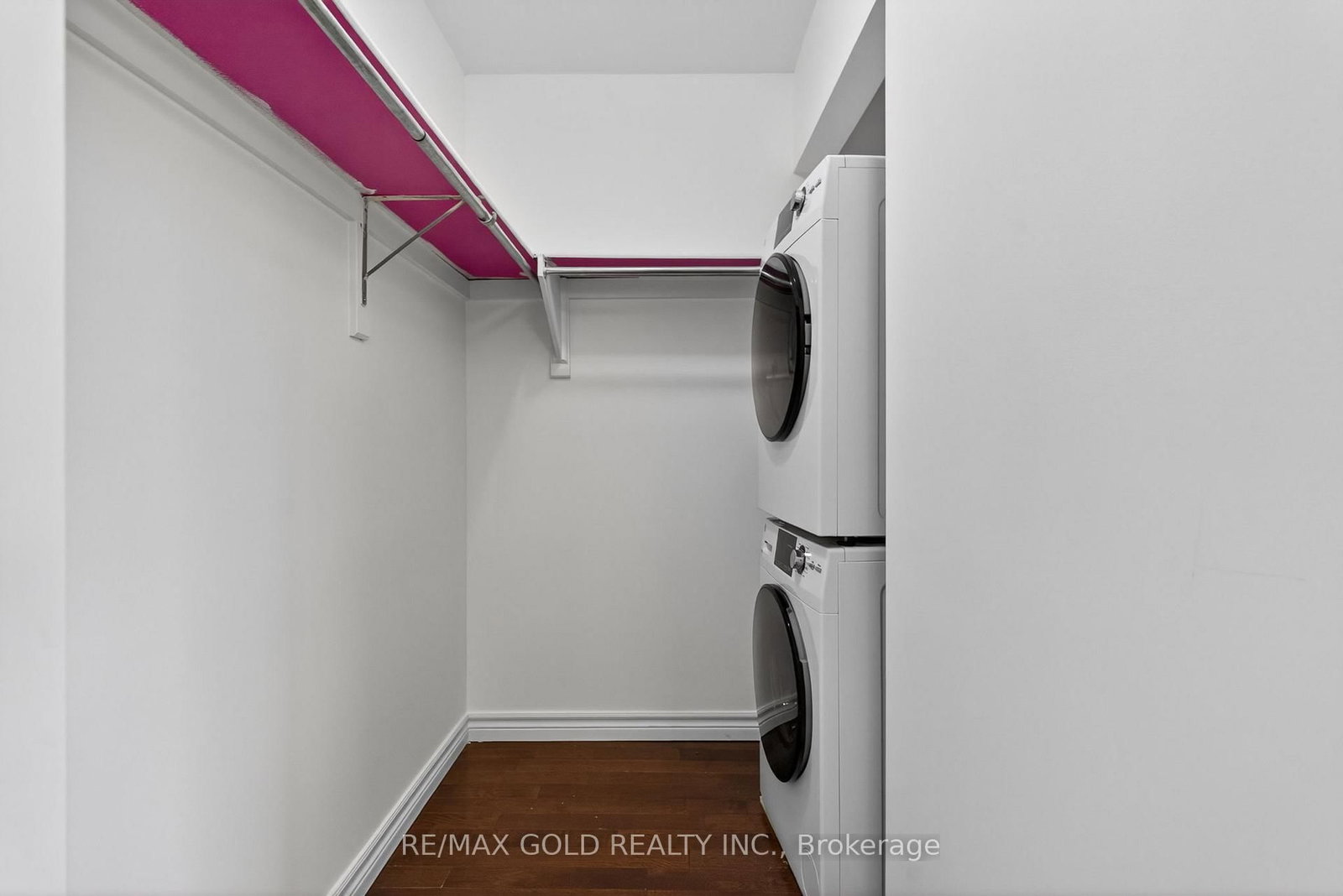 43 Saintsbury Square - Photo 32