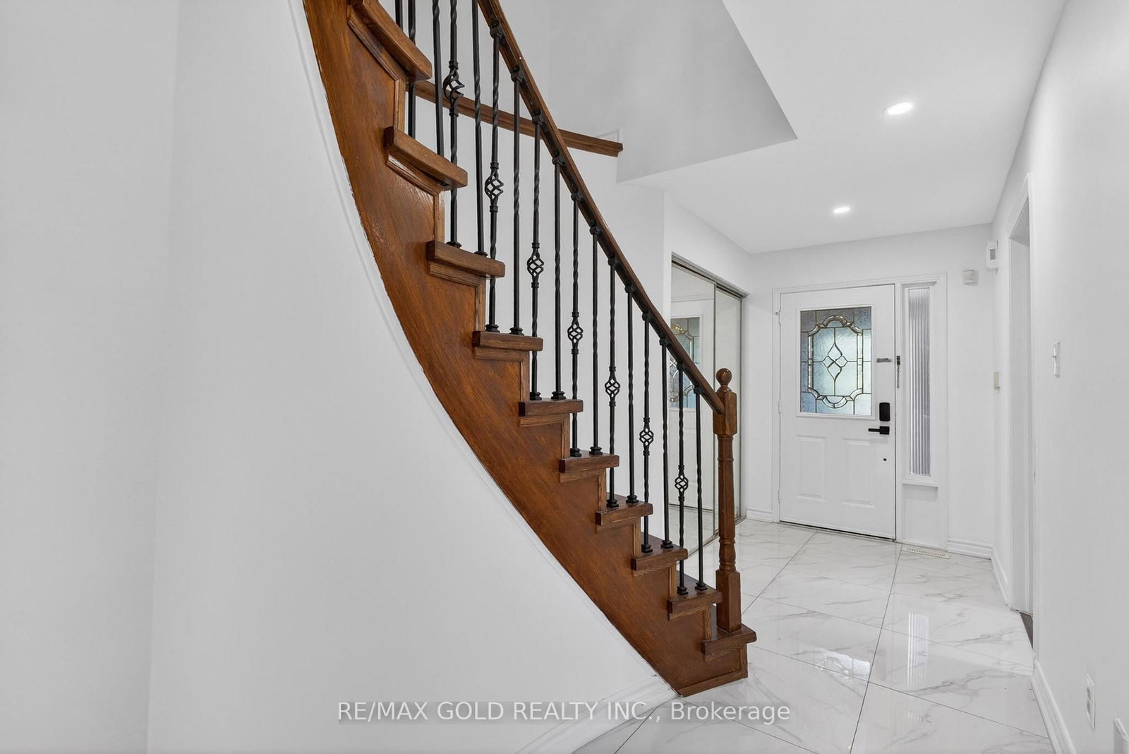 43 Saintsbury Square - Photo 9