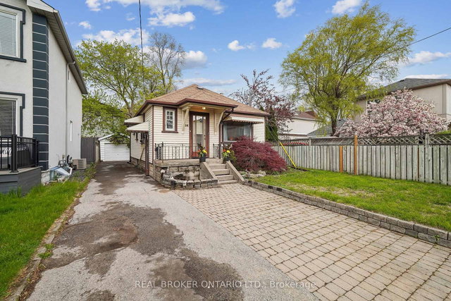 14 Plains Road