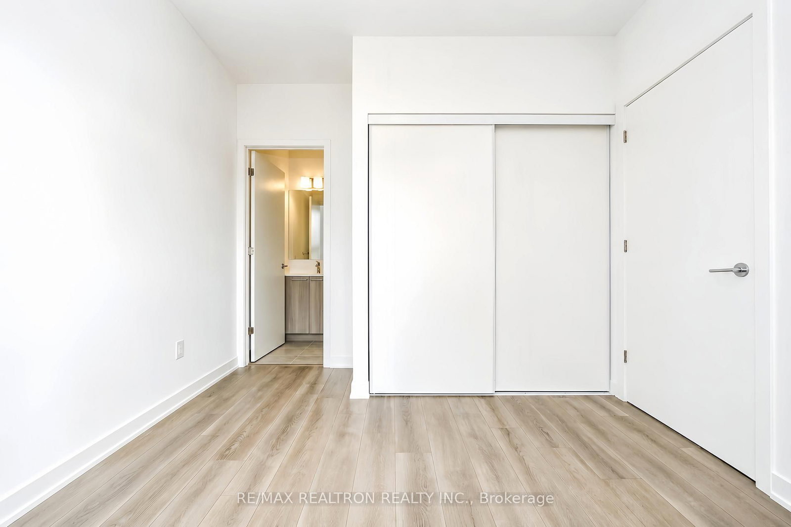 7439 Kingston Road, Unit 101A - Photo 21