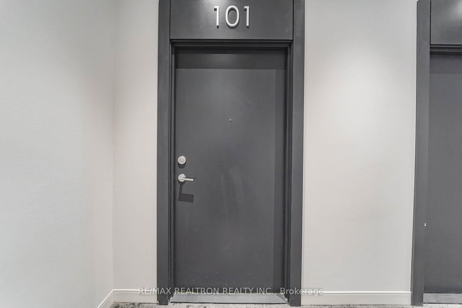7439 Kingston Road, Unit 101A - Photo 4