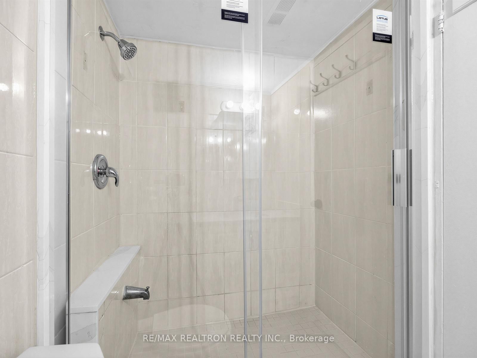 180 Markham Road, Unit 501 - Photo 24
