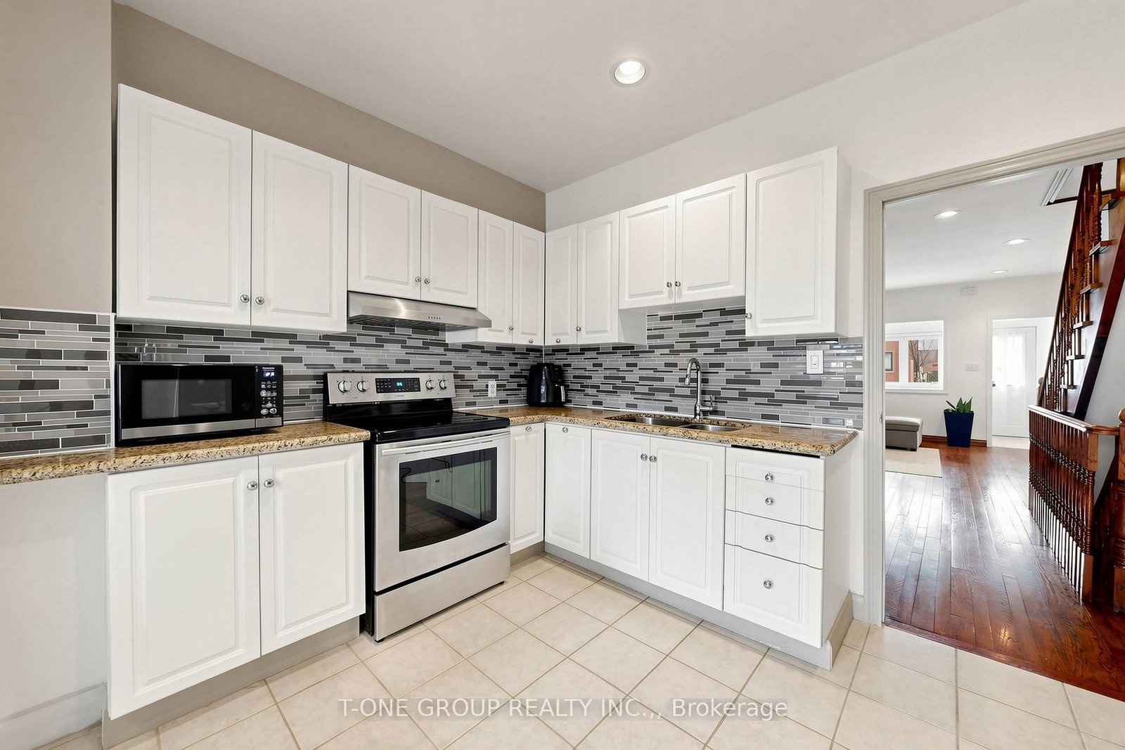41 Madelaine Avenue - Photo 3