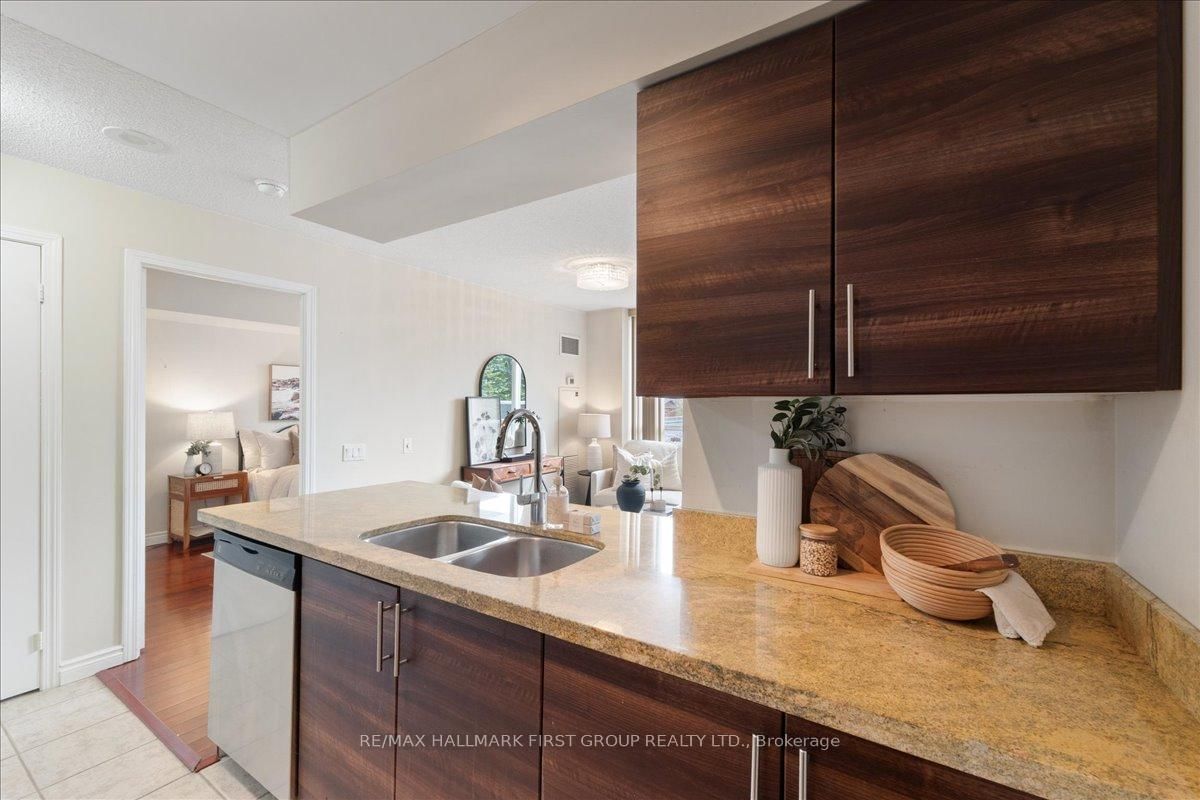1200 The Esplanade N, Unit 217 - Photo 10