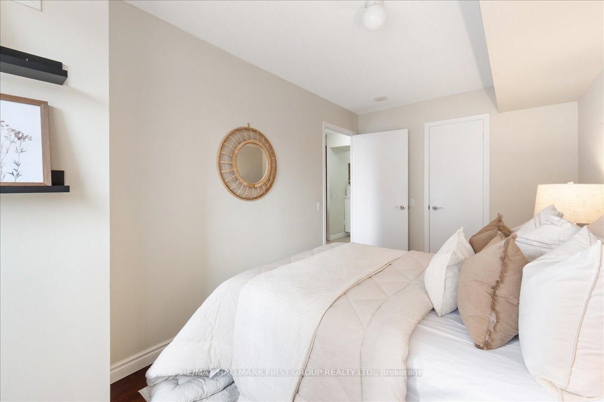1200 The Esplanade N, Unit 217 - Photo 31