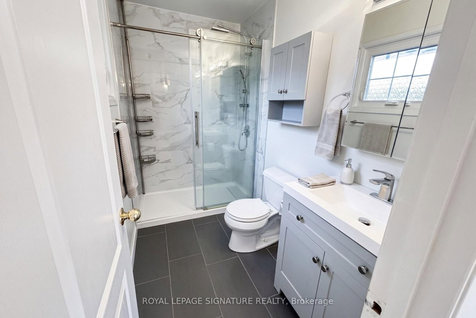 248 Gowan Avenue - Photo 16