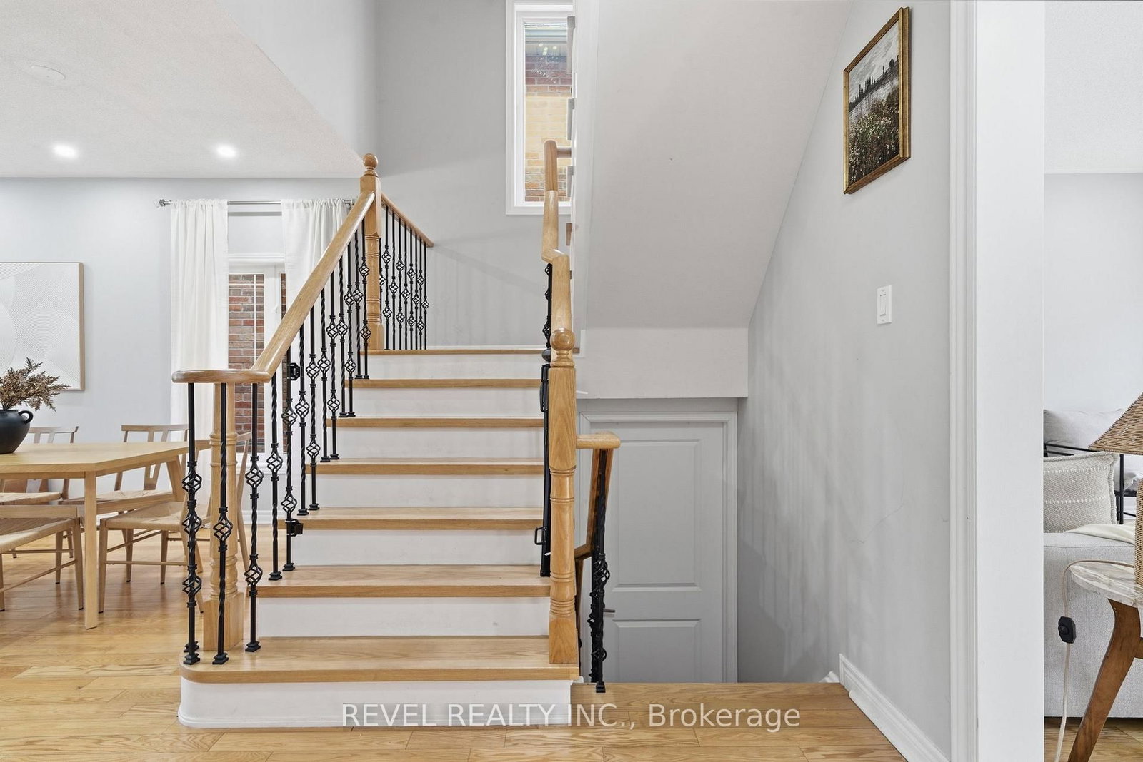 131 Rushworth Drive • Ajax, ON photo 12