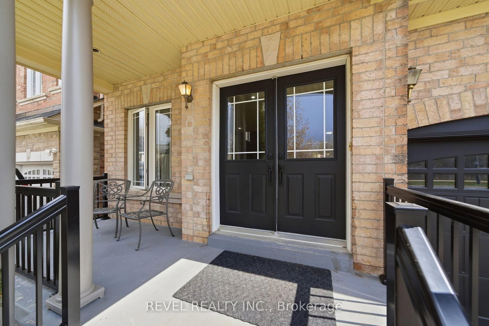 131 Rushworth Drive • Ajax, ON photo 4