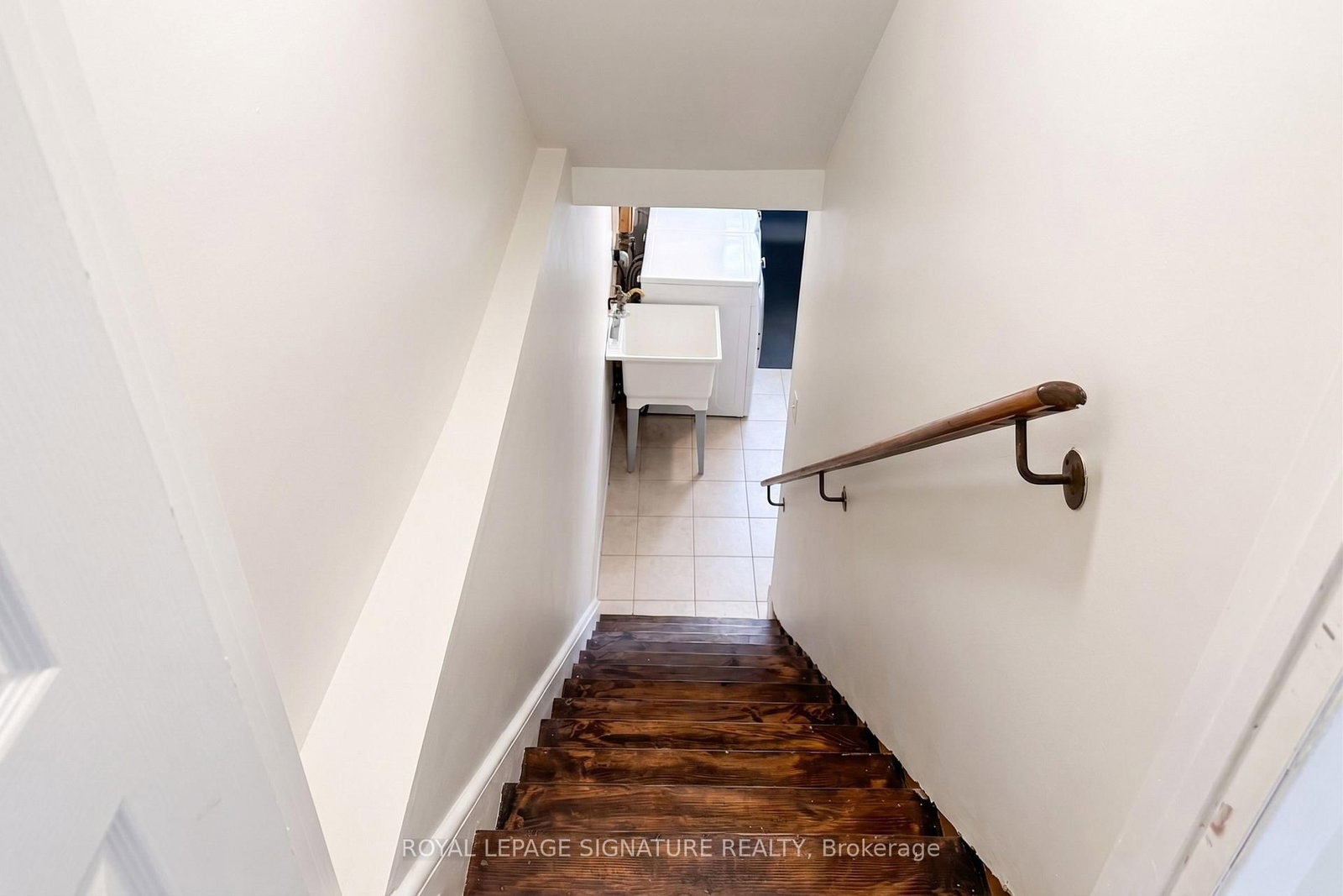 248 Gowan Avenue - Photo 22