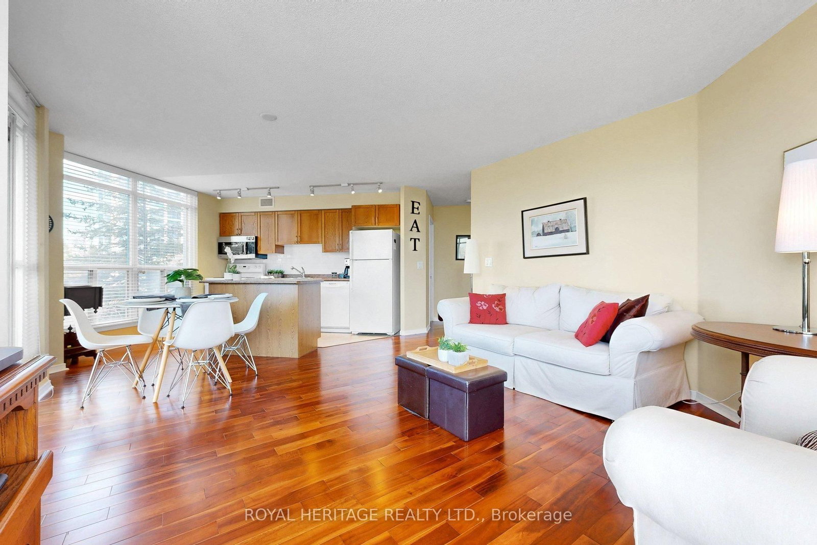 340 Watson Street W, Unit 112 - Photo 20