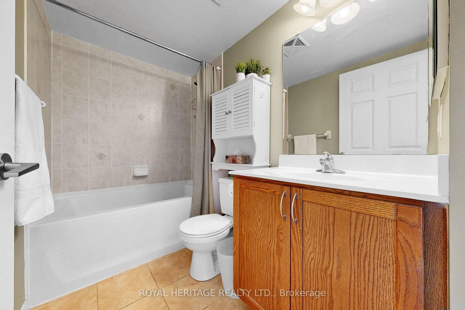 340 Watson Street W, Unit 112 - Photo 26