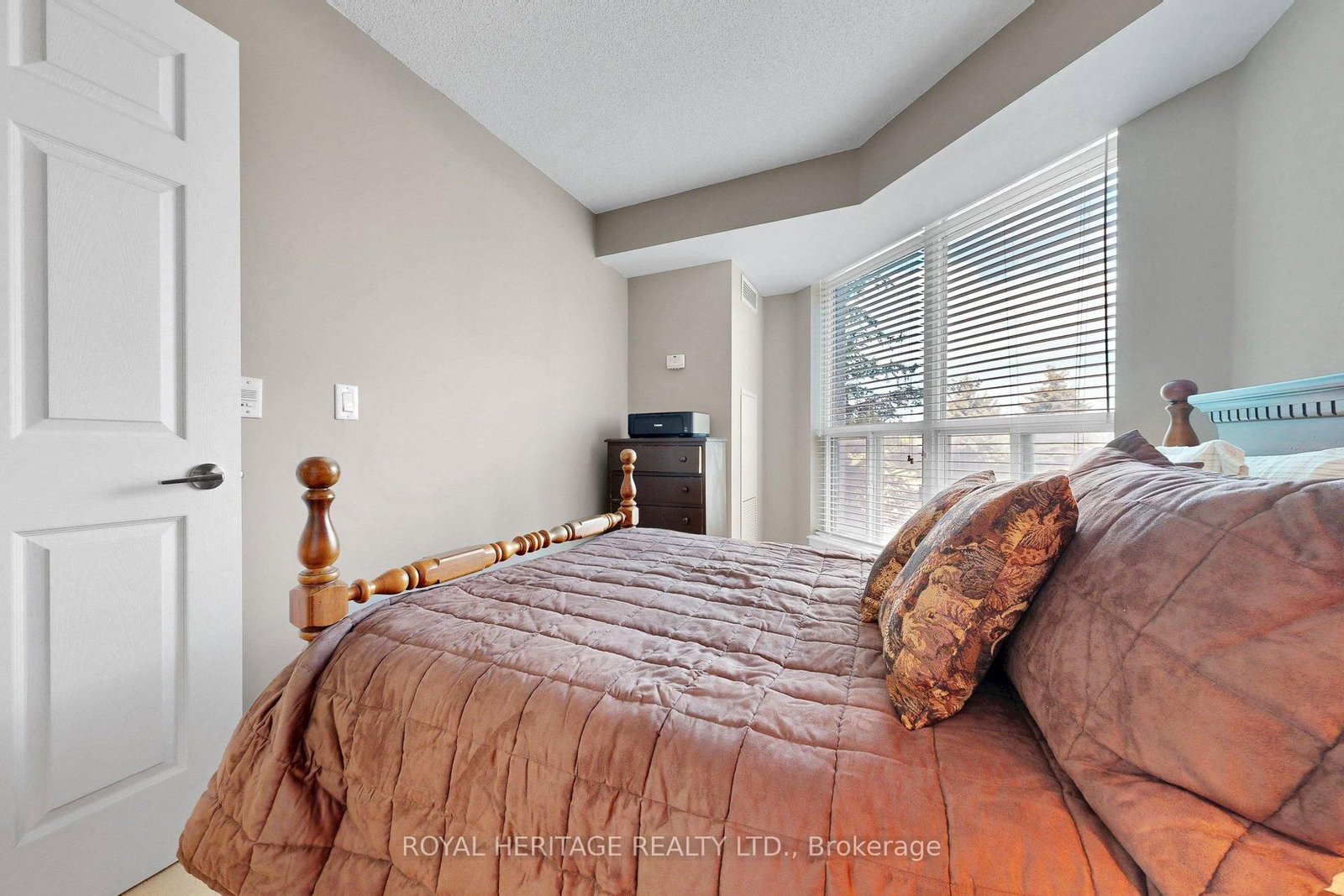 340 Watson Street W, Unit 112 - Photo 30