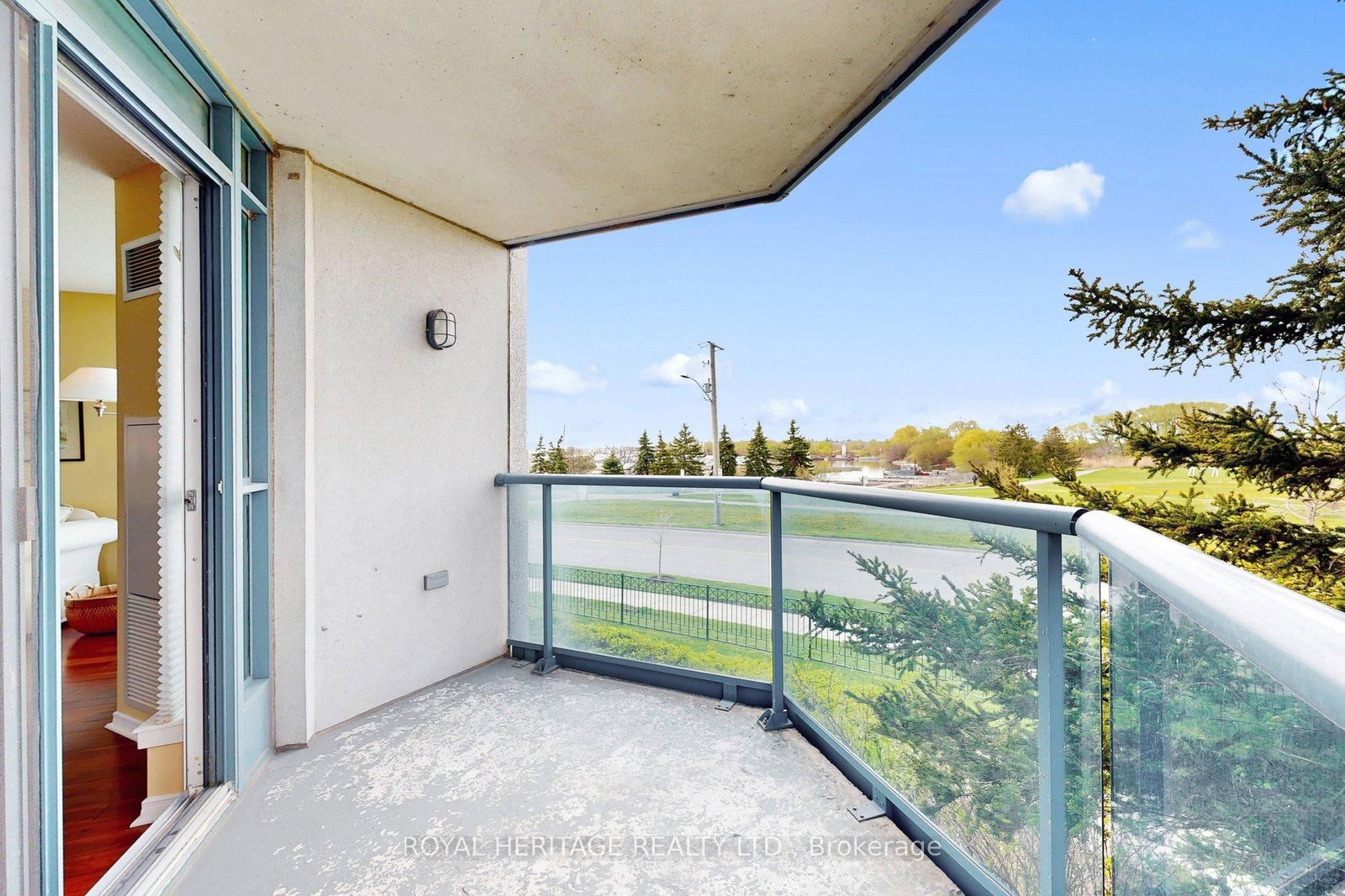 340 Watson Street W, Unit 112 - Photo 33