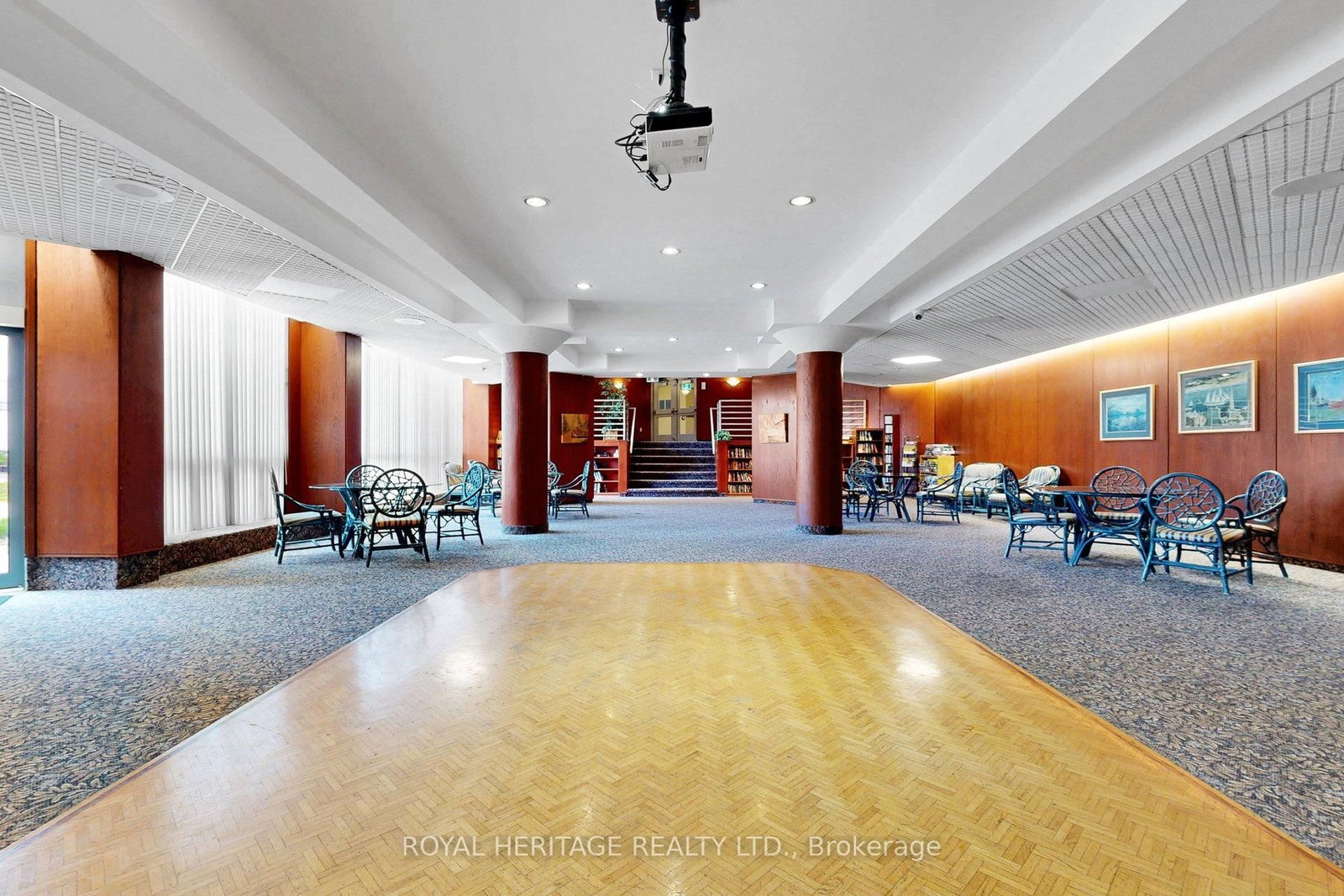 340 Watson Street W, Unit 112 - Photo 34