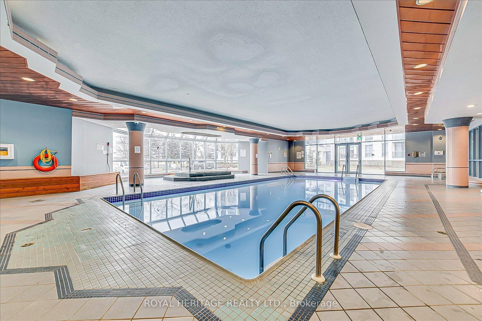 340 Watson Street W, Unit 112 - Photo 38