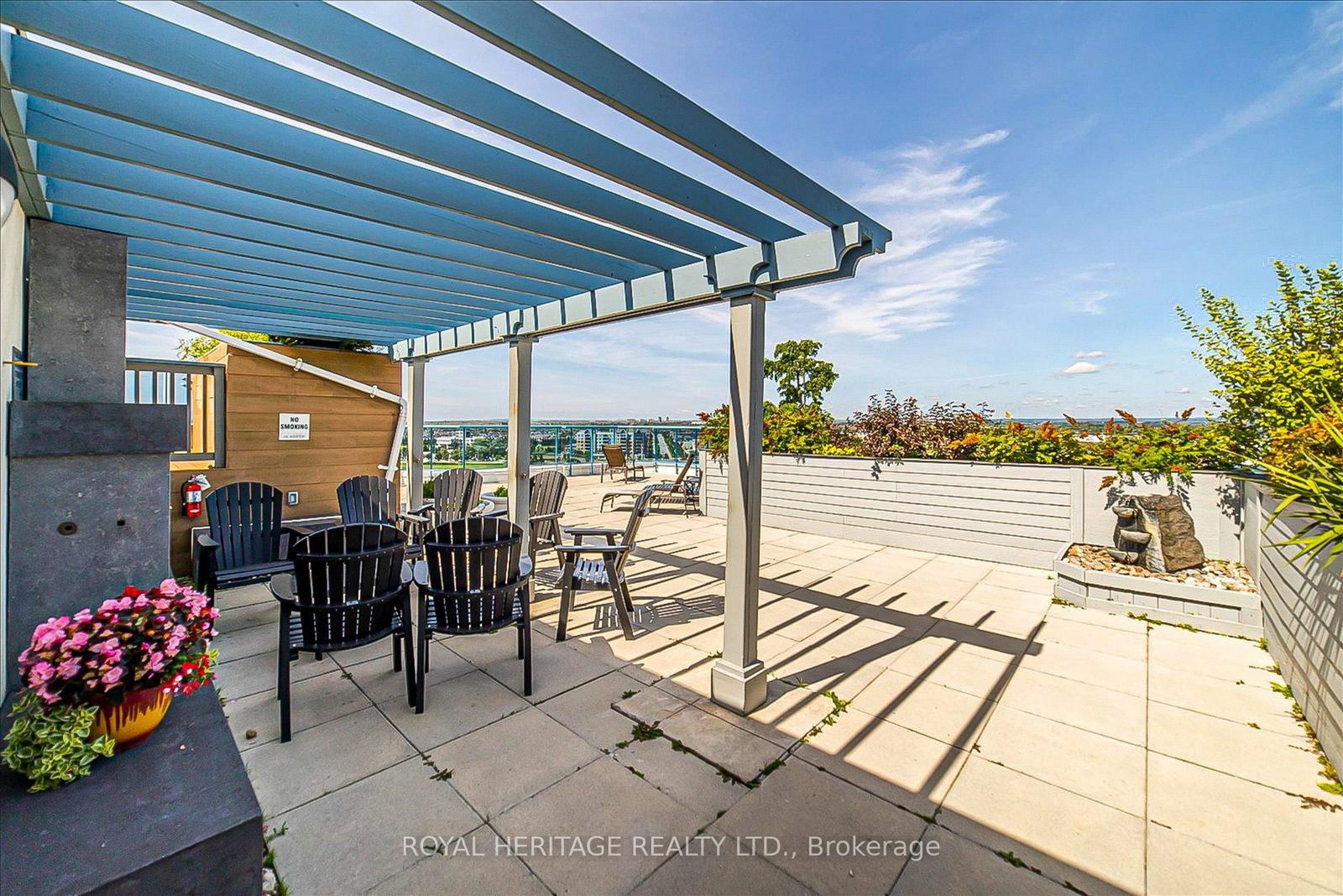 340 Watson Street W, Unit 112 - Photo 42