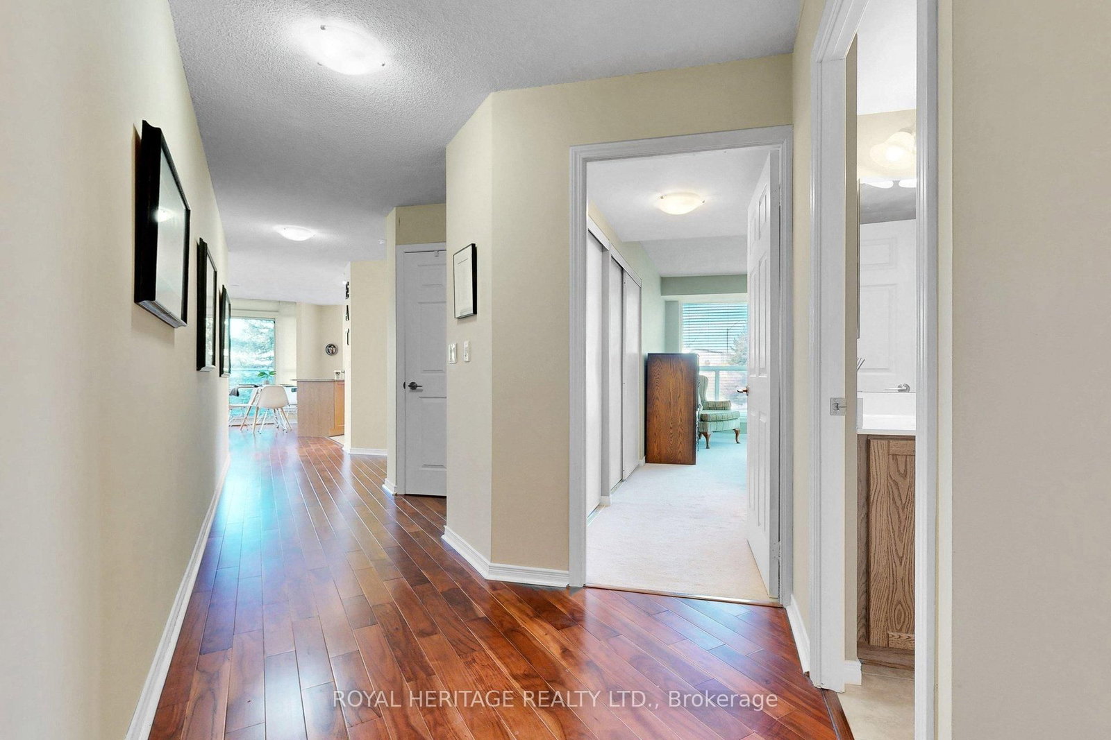 340 Watson Street W, Unit 112 - Photo 8