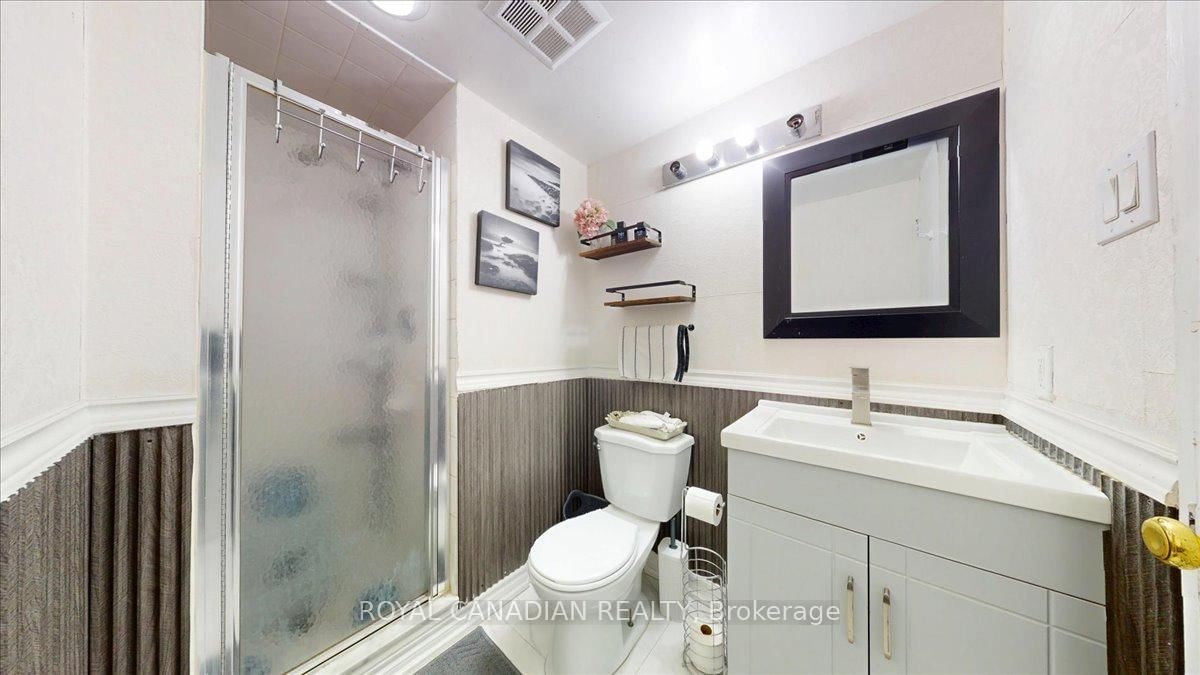 1011-410 Mclevin Avenue, Toronto, ON, photo 4