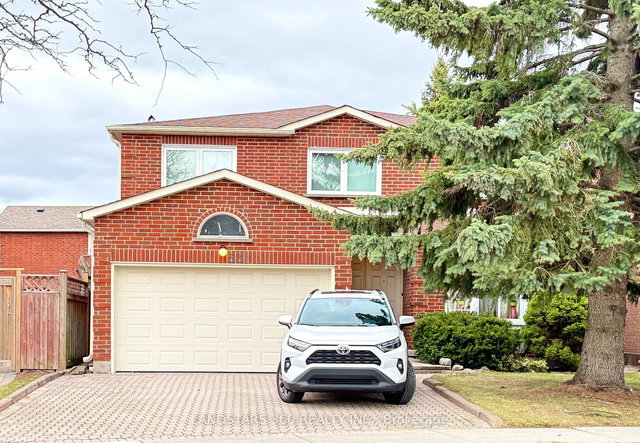 53 Goldhawk Trail