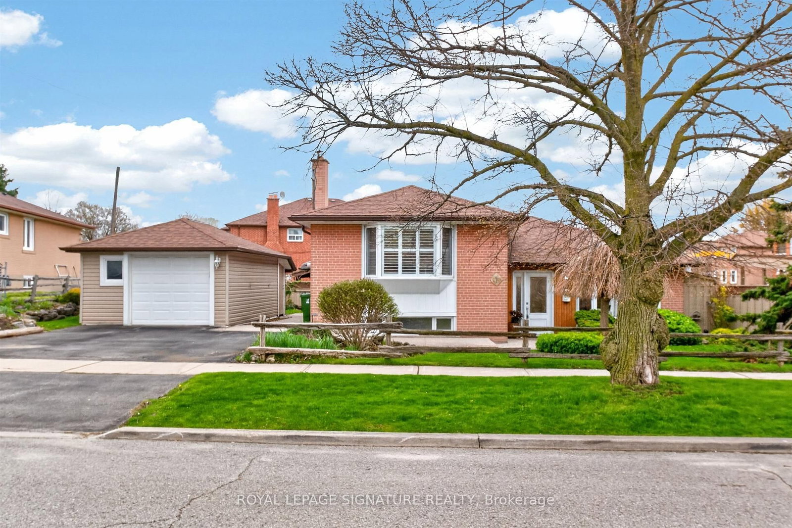 Detached House for sale at 1 Stanwell Drive, Toronto, Ontario, M1P 4H6 - Bendale - MLS: E13126366