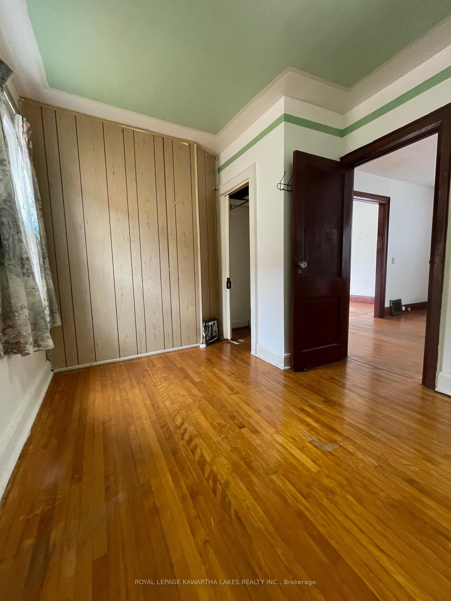 350 Oshawa Boulevard S • Oshawa, ON photo 9