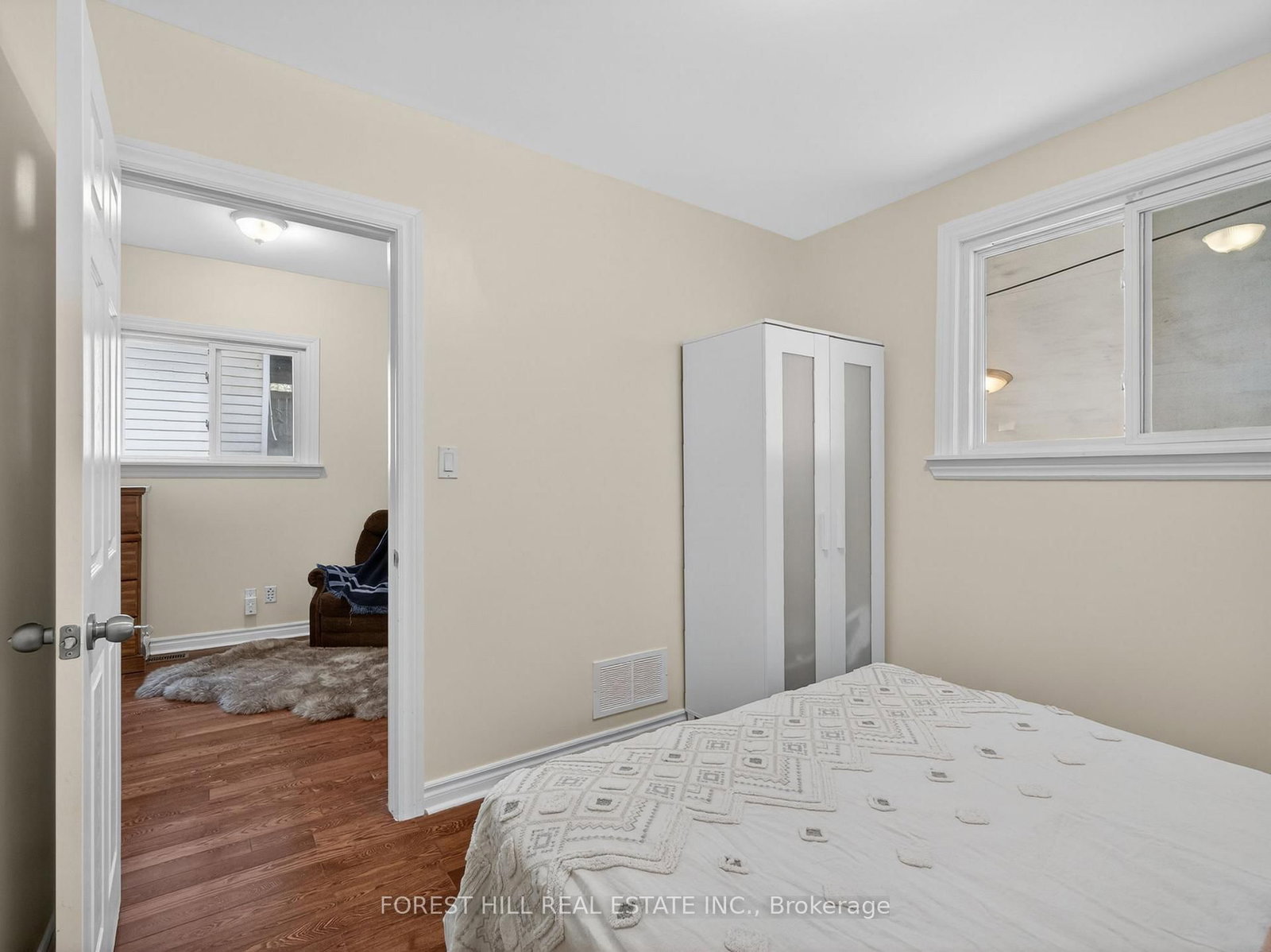 351 Woodfield Road • Toronto, ON photo 18
