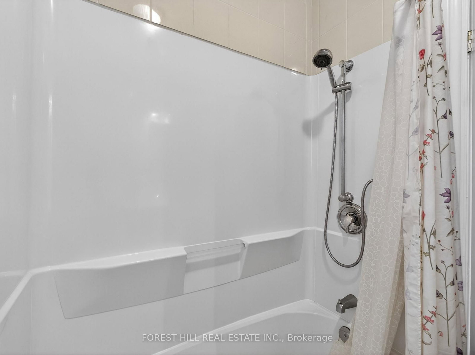351 Woodfield Road • Toronto, ON photo 22