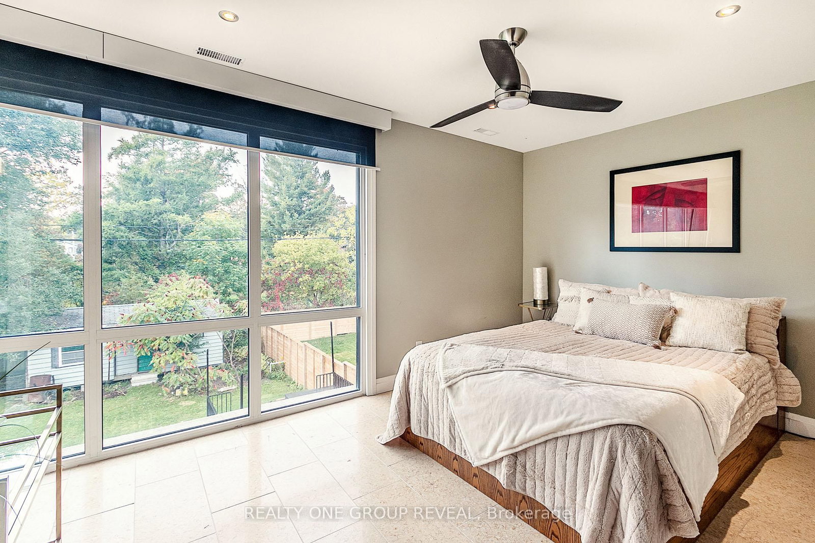 20 Gradwell Drive • Toronto, ON photo 15