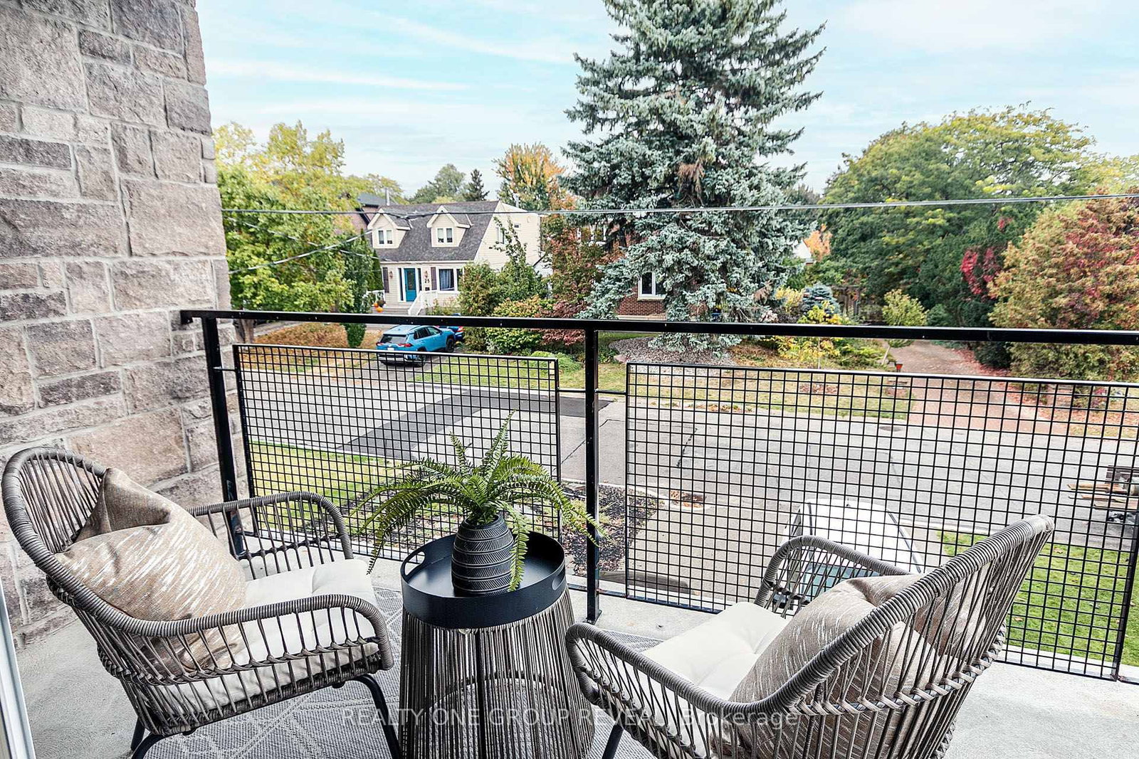 20 Gradwell Drive • Toronto, ON photo 17