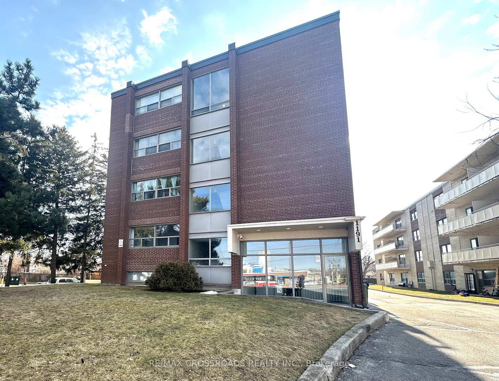 204-1191 Ellesmere Road, Toronto, ON