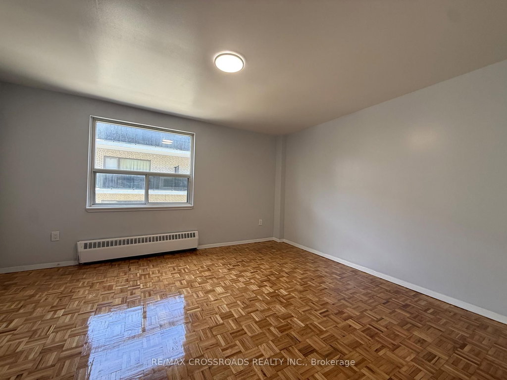 204 - 1191 Ellesmere Road 4