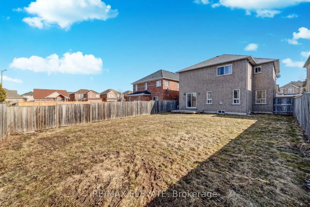 4 Pardon Avenue E