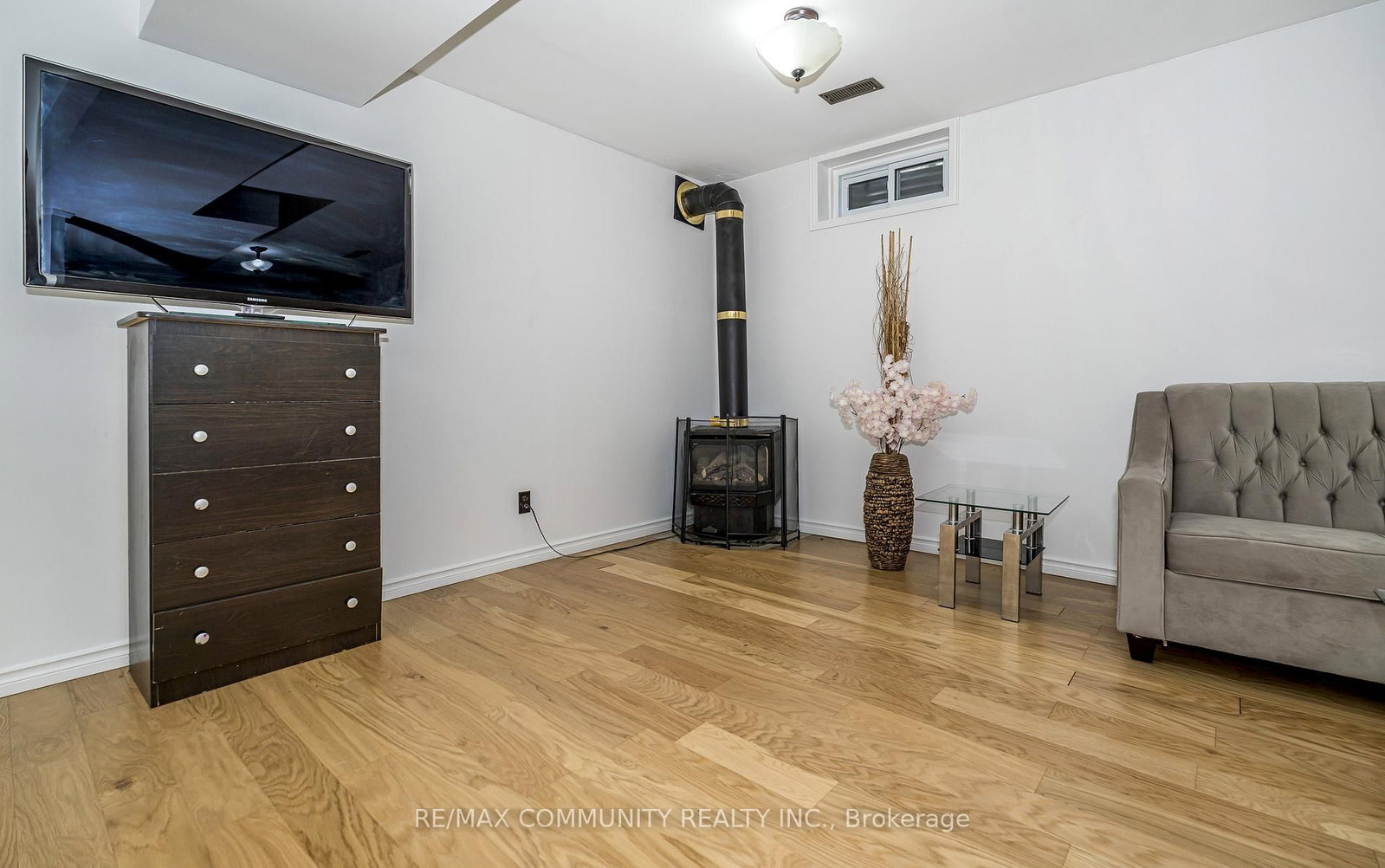 109 E Adelaide Avenue • Oshawa, ON photo 29