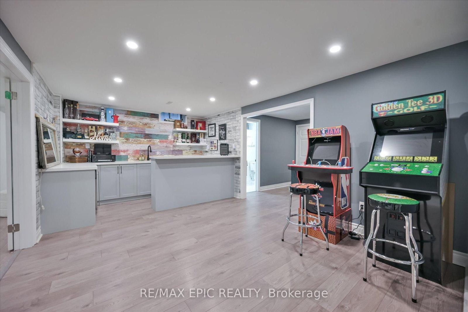 33 Emmett Place - Photo 32