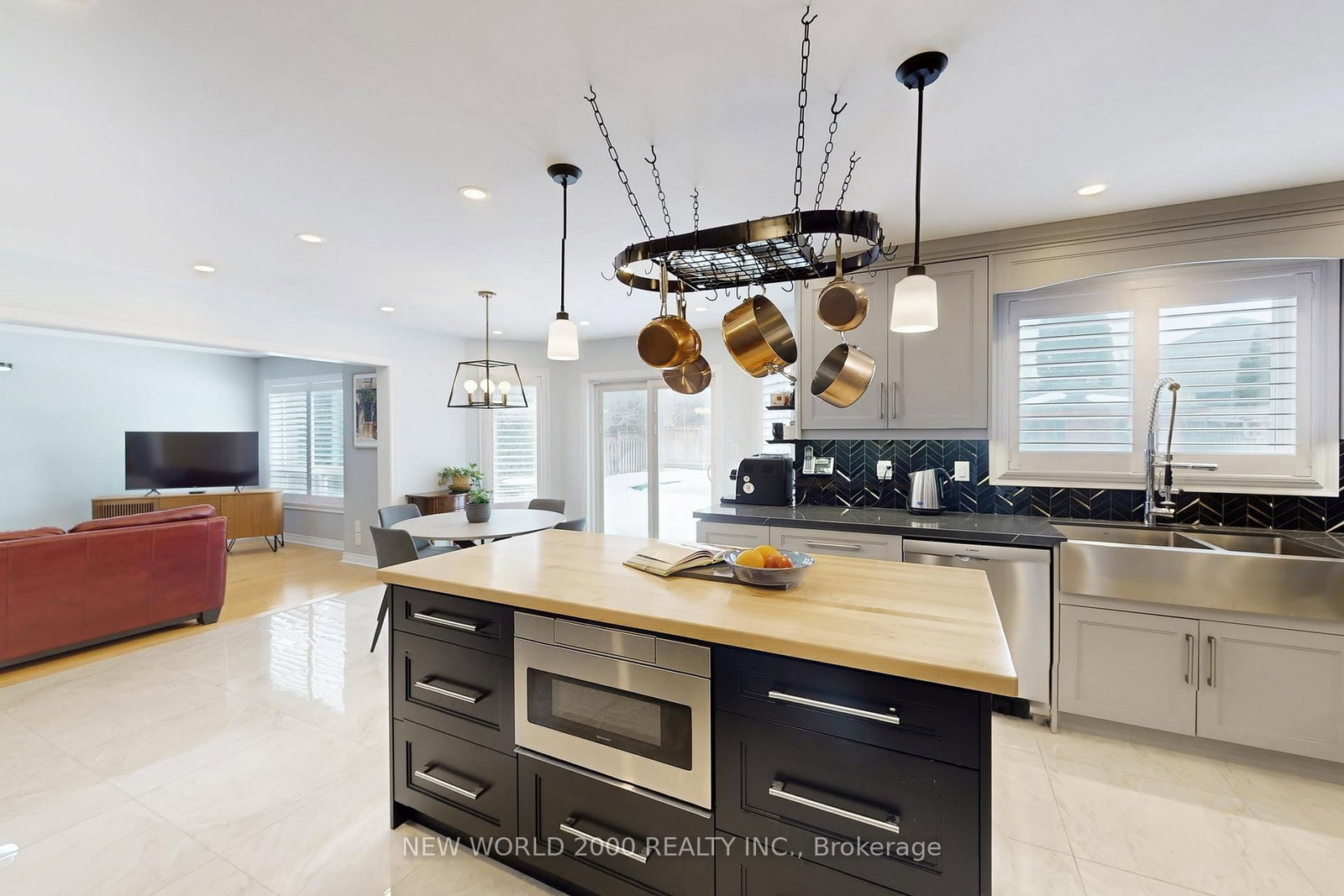 7 Finnegan Place - Photo 15