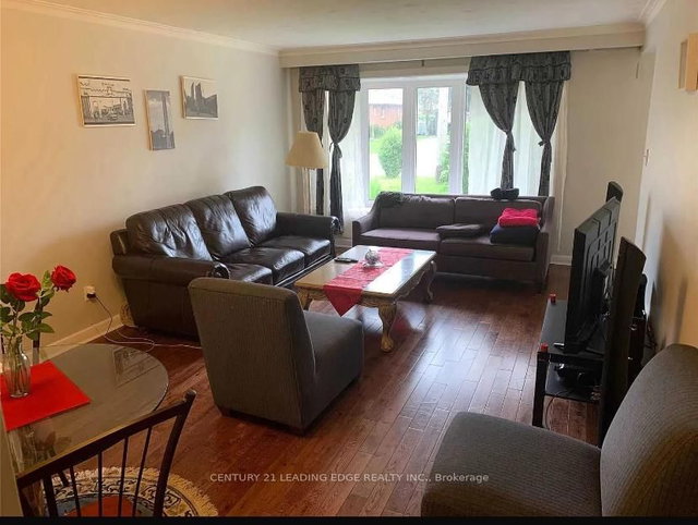 Main - 62 Lombardy Crescent