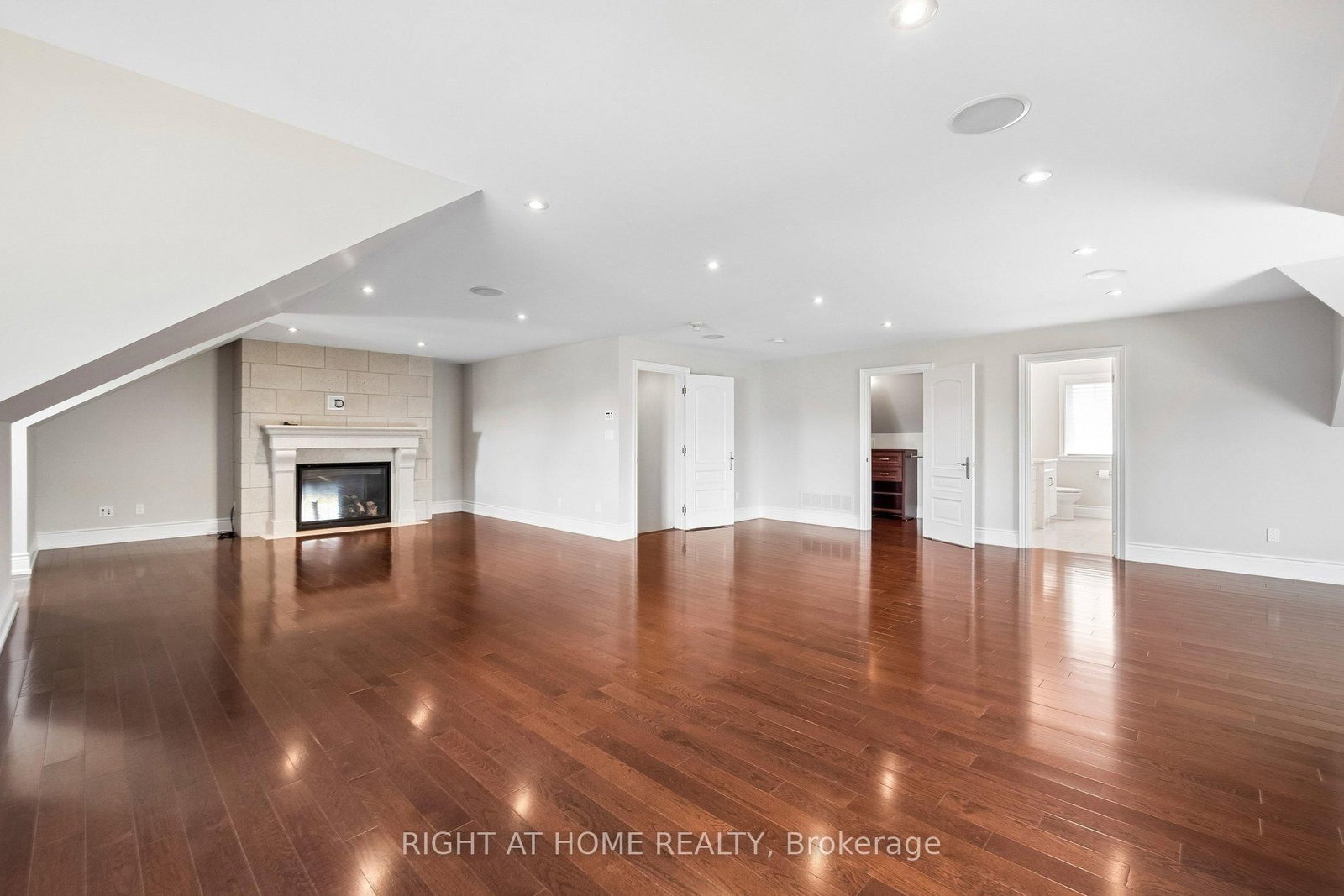 18 Bice Court • Clarington, ON photo 27