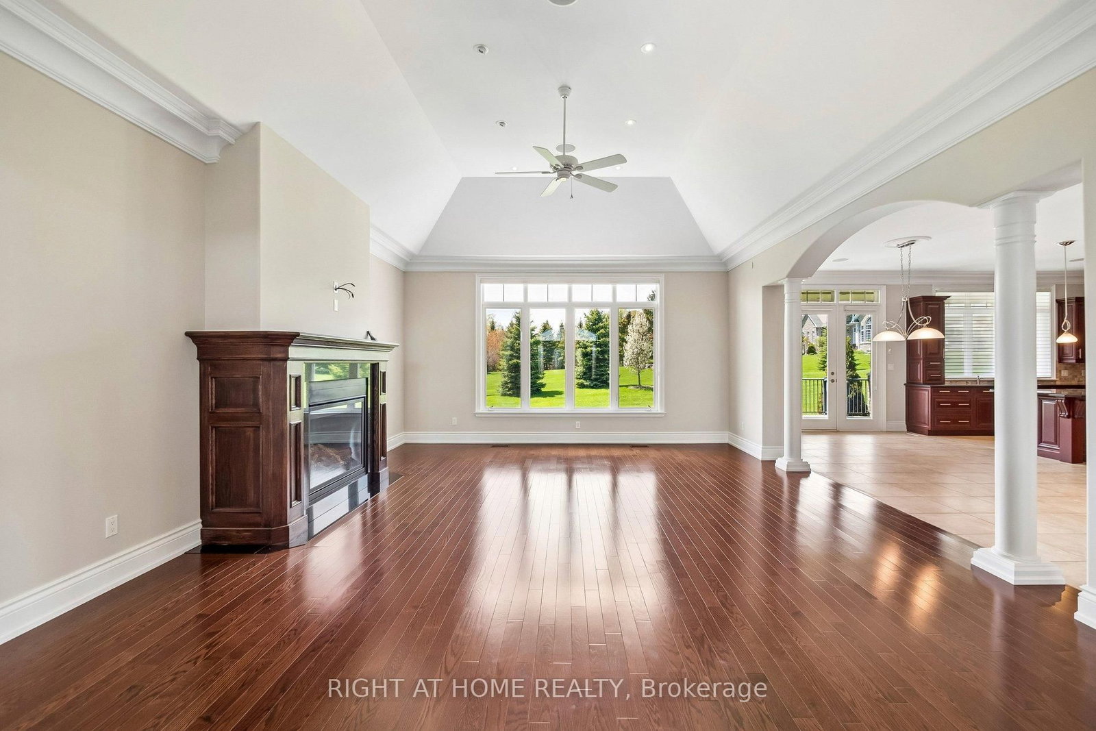 18 Bice Court • Clarington, ON photo 8