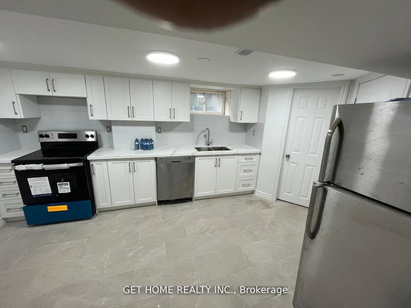 #Bsmt - 116 Southlawn Avenue
