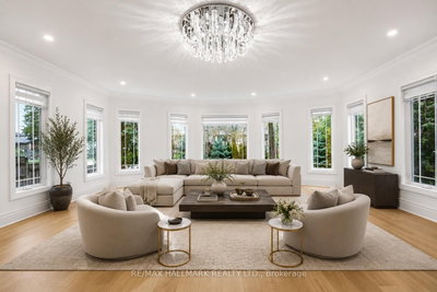 32 Orchard Park Drive — photo 3