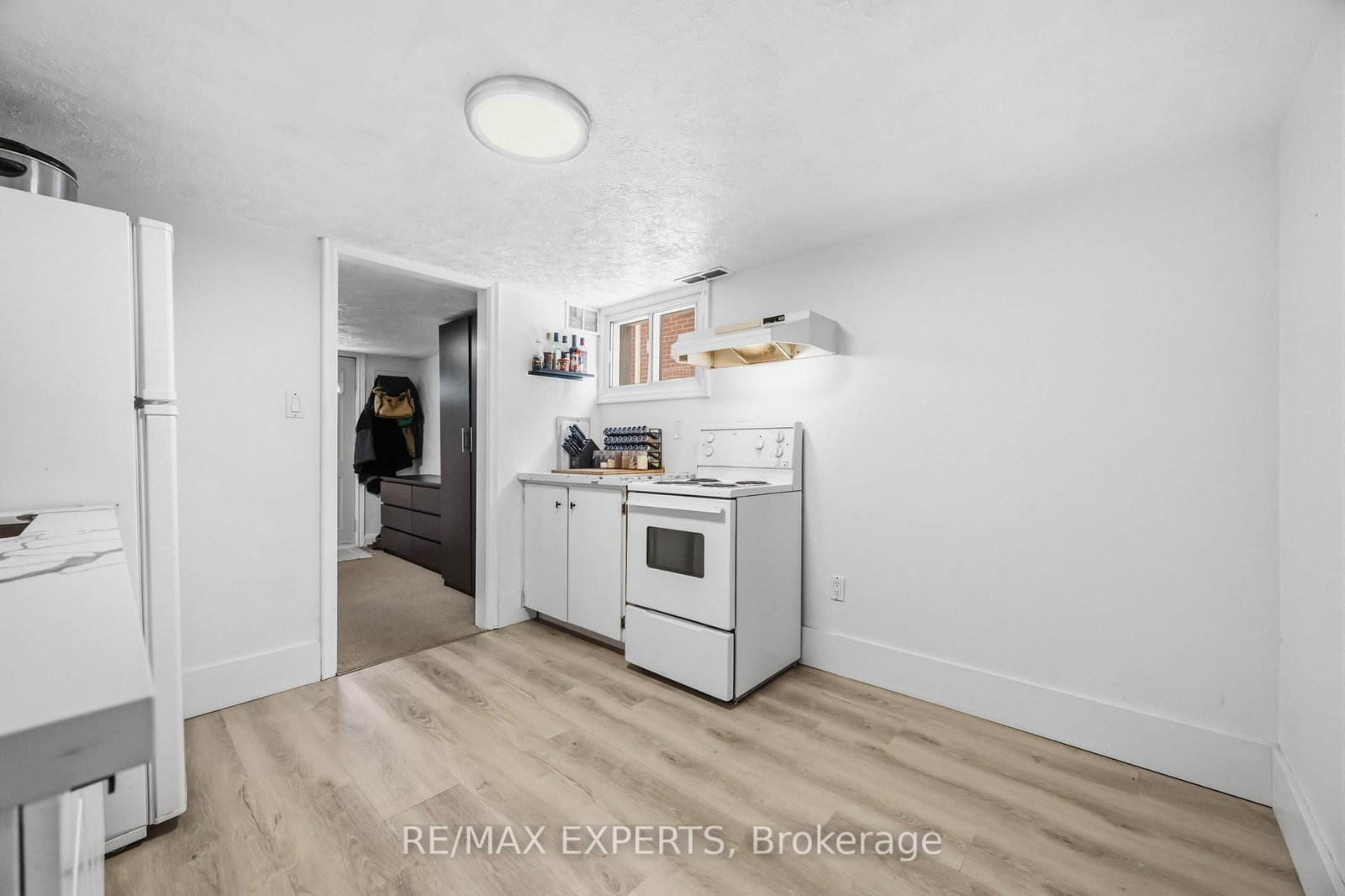 221 Clonmore Drive - Photo 19