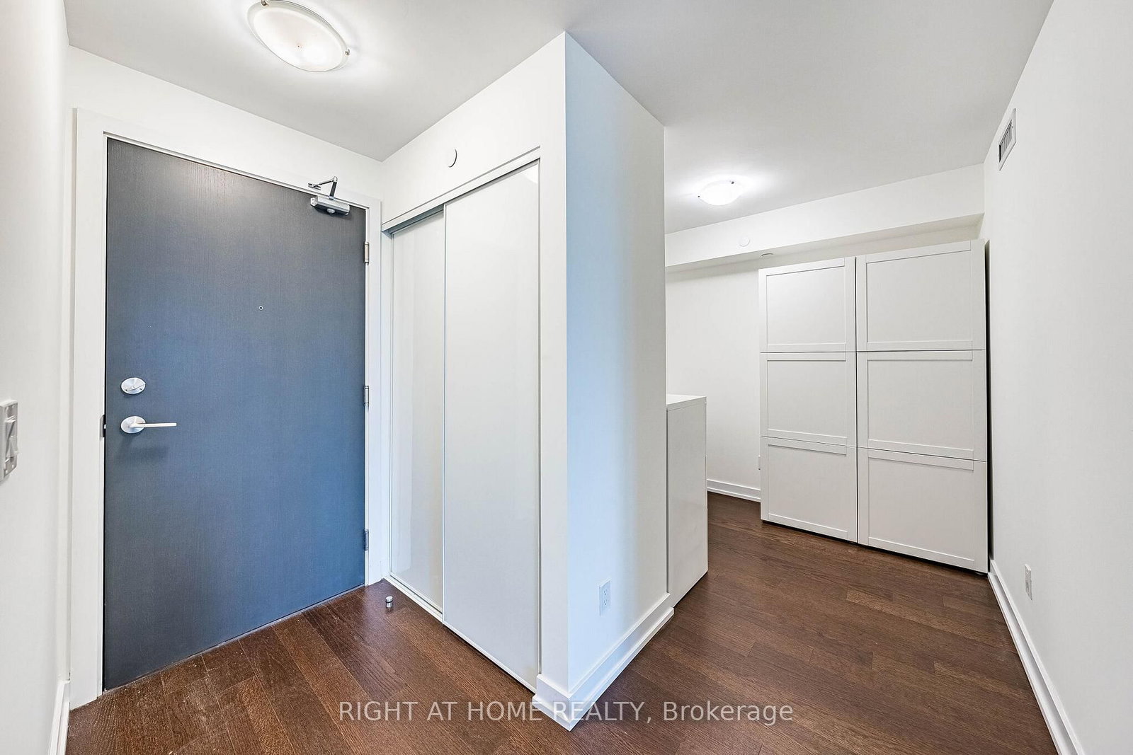 8 Trent Avenue, Unit 512 - Photo 27