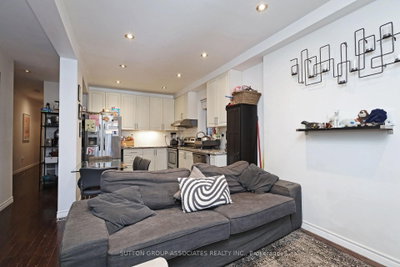 20 Ashdale Avenue • Toronto, ON