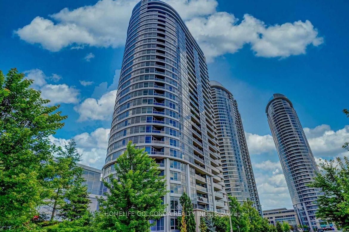 151 Village Green Square, Unit 2402